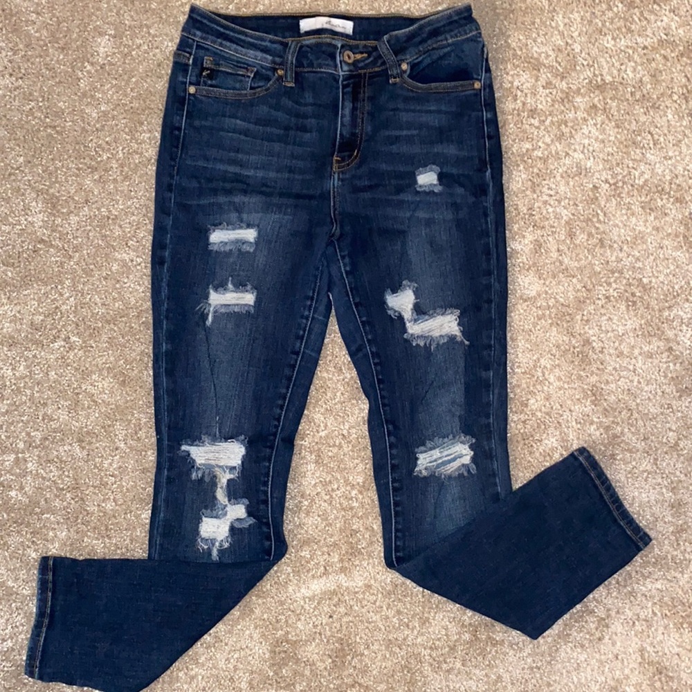 Kancan dark wash distressed jeans